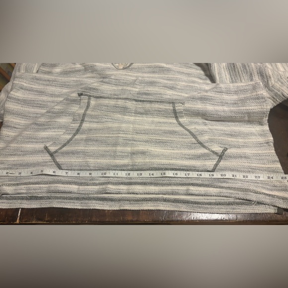 PNW loose fit sweatshirt. It is used but still a ton of life left! - Picture 5 of 5